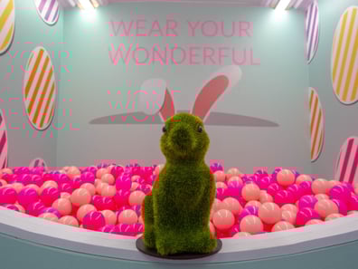 SHEIN Easter Bus 11