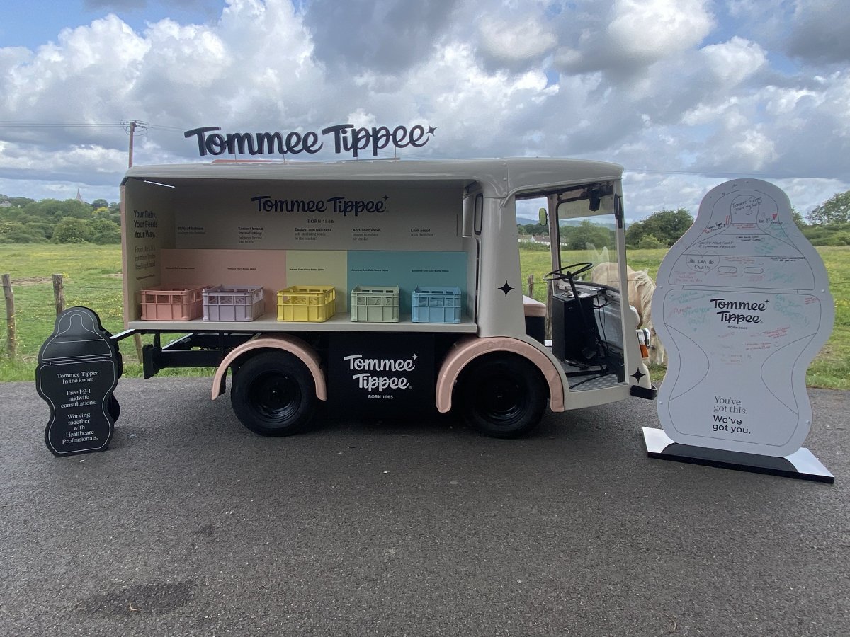 Tommy Tippie Milkfloat 1