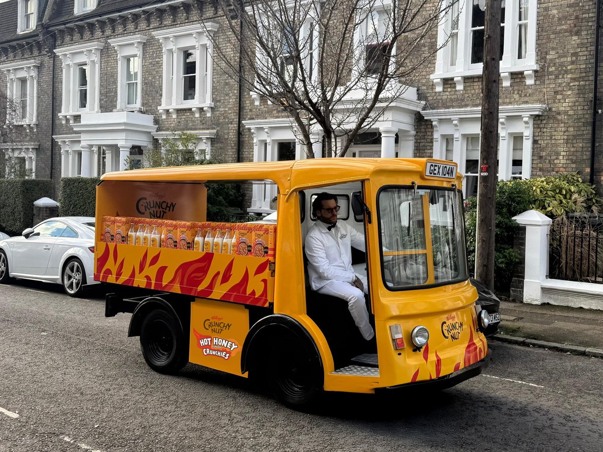 kelloggs milkfloat_01