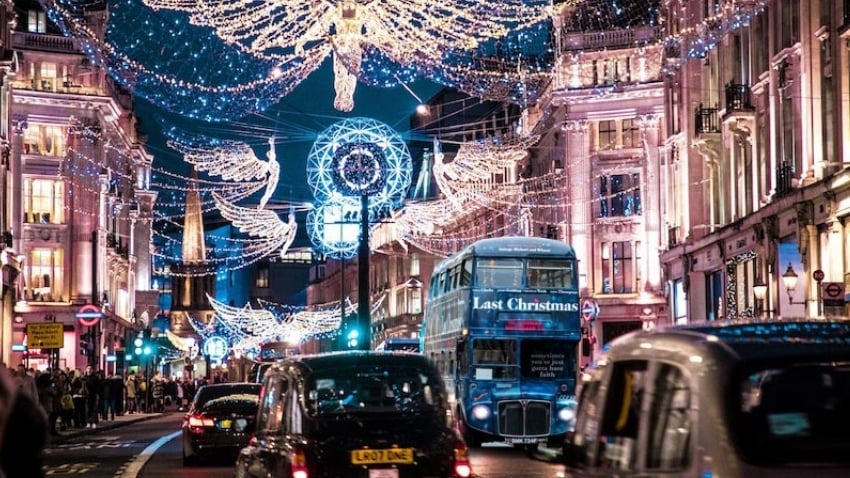 Last Christmas Routemaster Bus