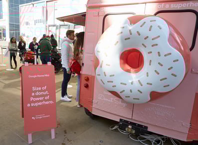 A 3D donut shop model as part of an HFSS-friendly promotional campaign.