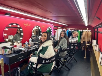 Shein Christmas Bus