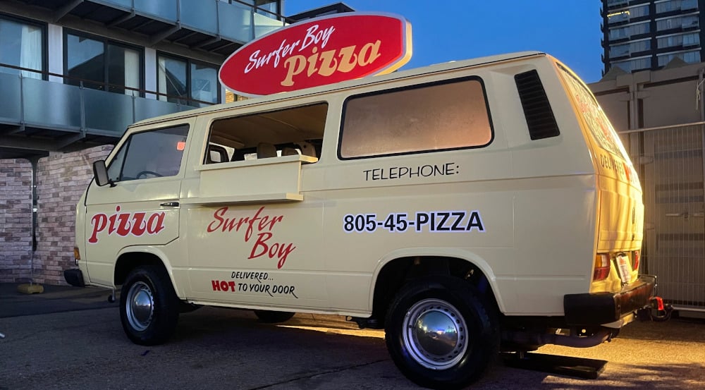 A shot of the finalised Surfer Boy Pizza van for the Stranger Things Season 5 London event.